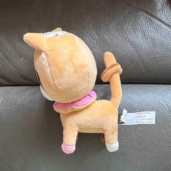Tokidoki Donutella tan stuffed kittt with sprinkles - Picture 3 of 6